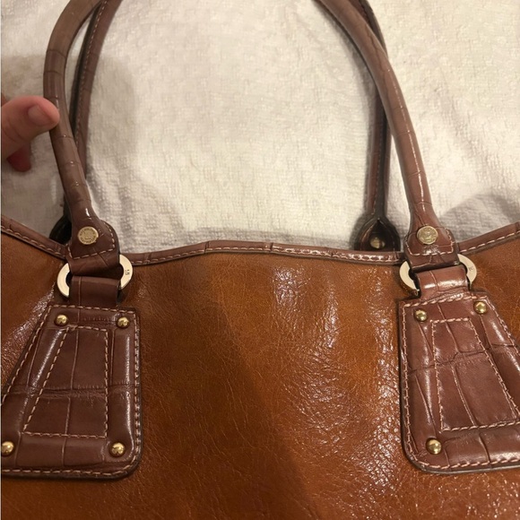 Liz Claiborne Brown Vegan Leather Tote with Structured Design - Picture 9 of 9